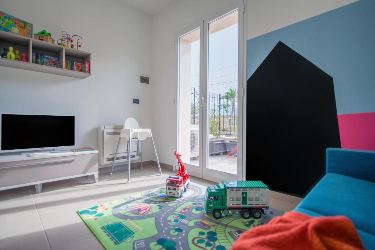 Babyaccommodation Family Comfort Ll Pietra Ligure Exterior foto