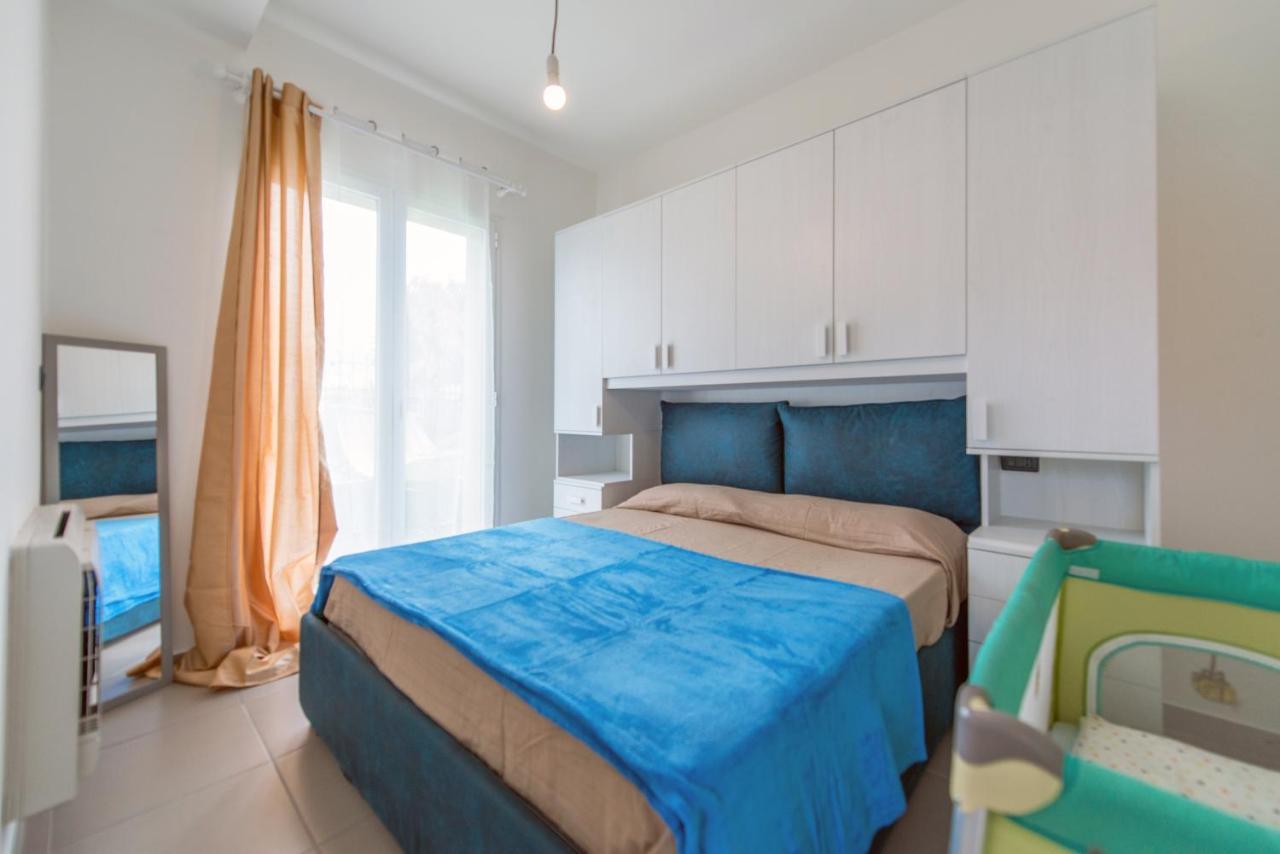 Babyaccommodation Family Comfort Ll Pietra Ligure Exterior foto